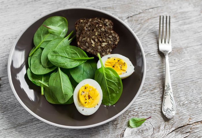 spinach with eggs and bran muffin