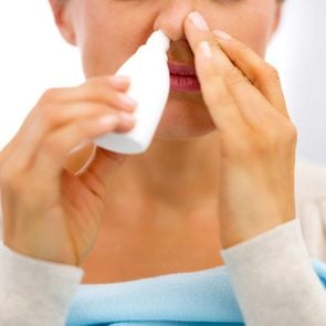 allergy symptoms saline spray
