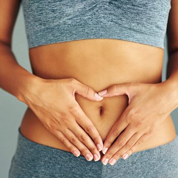signs ovarian cancer woman stomach