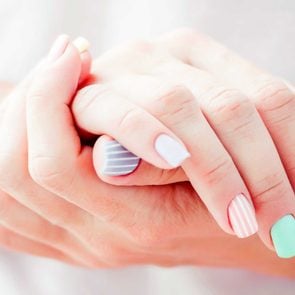 nails reveal health manicure