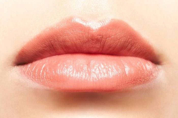 Natural, glossy lips