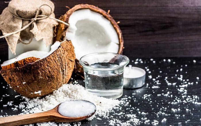 What-is-Coconut-Vinegar-and-Should-You-Be-Drinking-It
