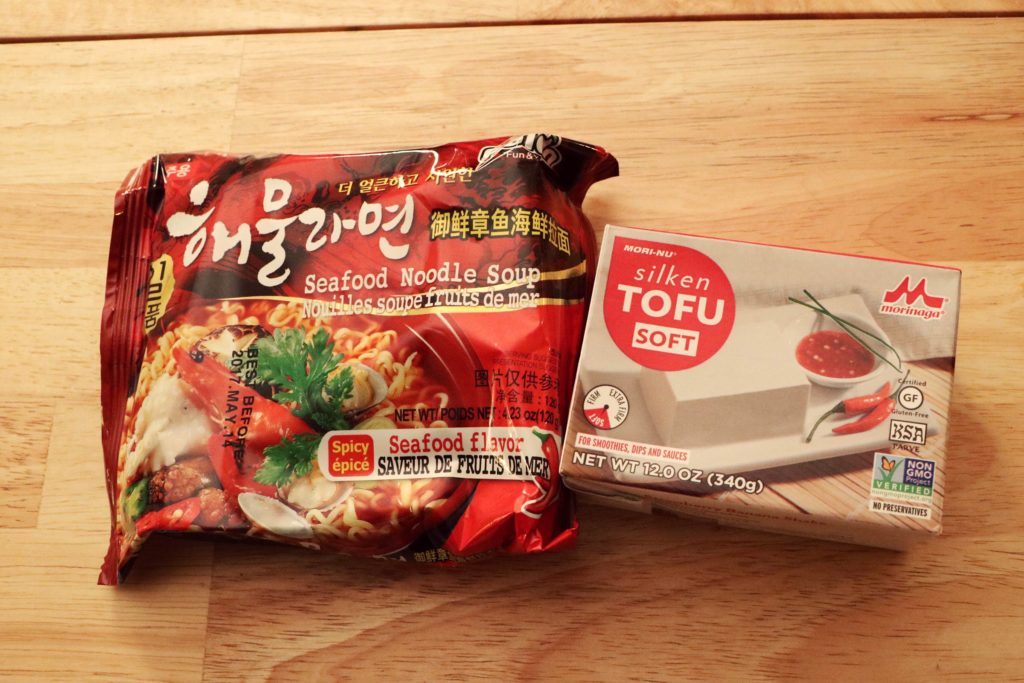 Ramen noodle package and tofu package