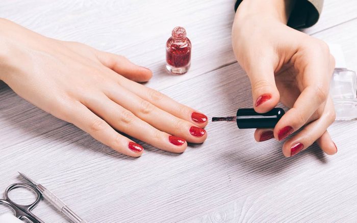The-Scary-Thing-Nail-Polish-Does-to-Your-Body-10-Hours-After-You-Apply-It_607089008_progressman-ft