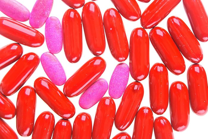 pink and red cranberry capsules