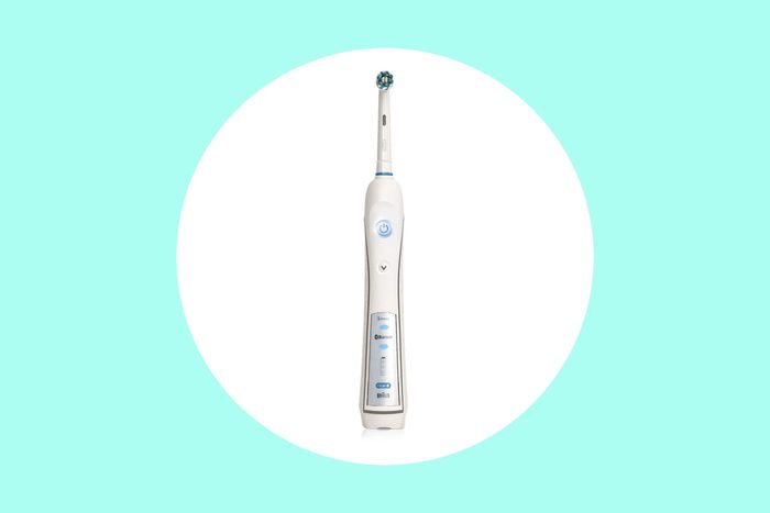 Oral-B Professional Care SmartSeries 5000 toothbrush.