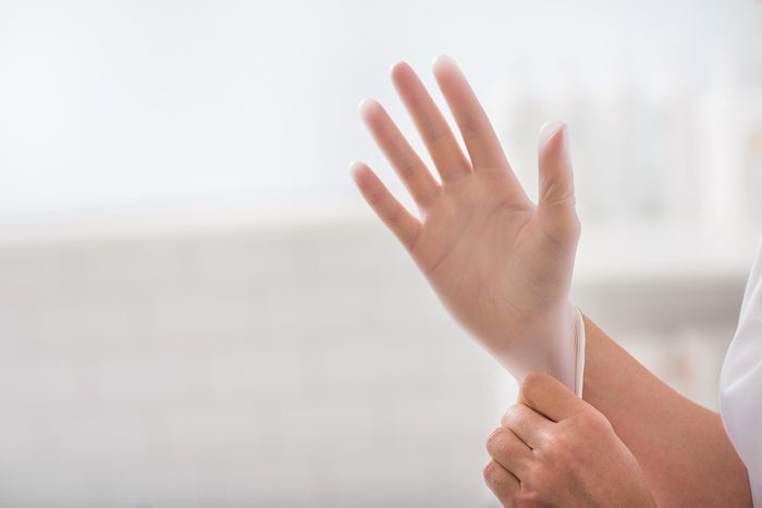 10 Things Dermatologists Refuse to Use on Their Hands