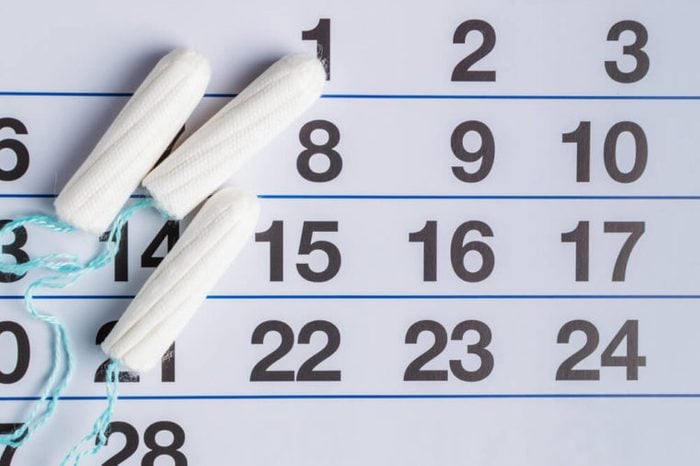 Menstrual calendar with tampons 