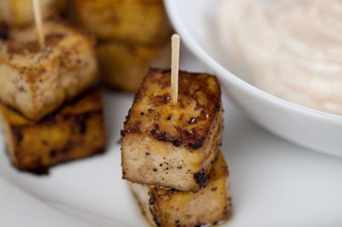 Garlicky-Pepper Tofu Bites with Chili Dipping Sauce