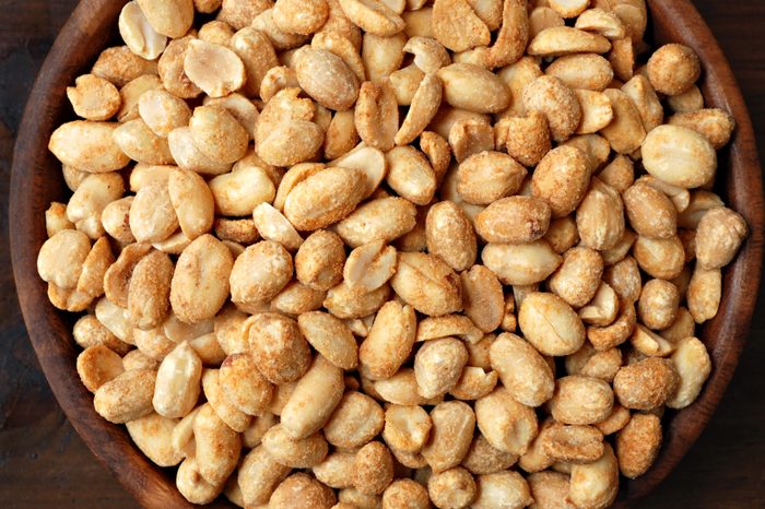 bowl of roasted peanuts