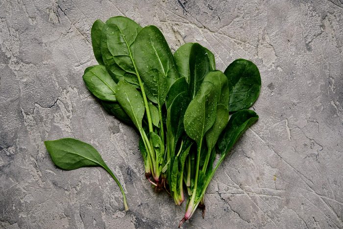 Fresh spinach leaves 