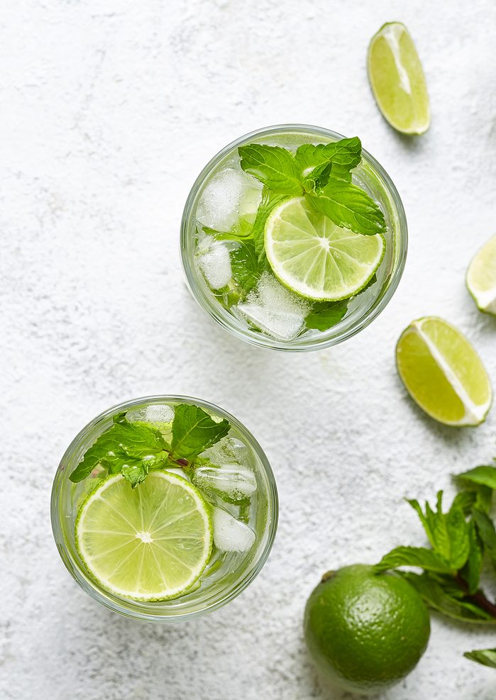 mojito cocktail lime alcohol mint