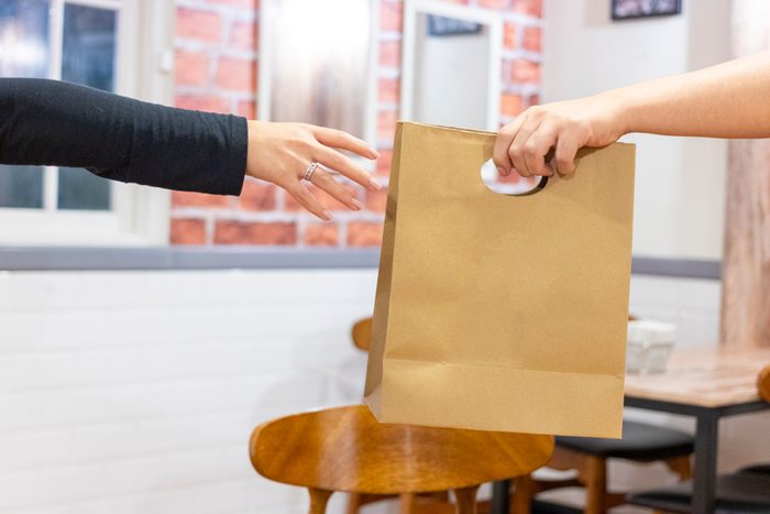take out food from restuarant