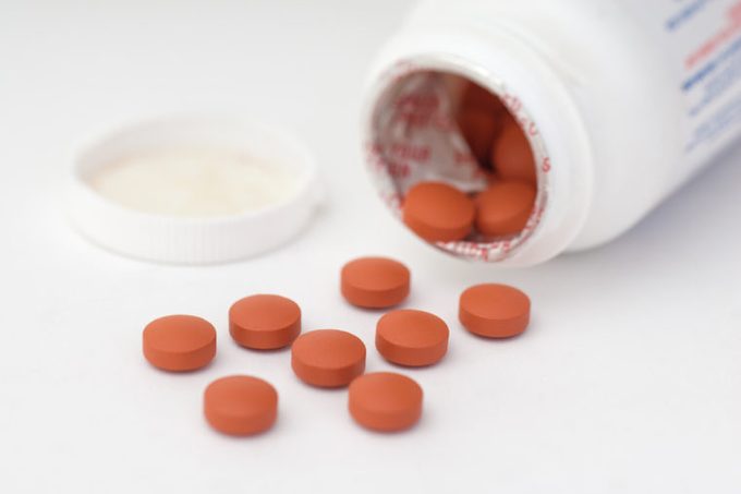 ibuprofen fever pain reliever pills
