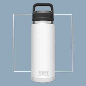 yeti rambler stainless steel water bottle