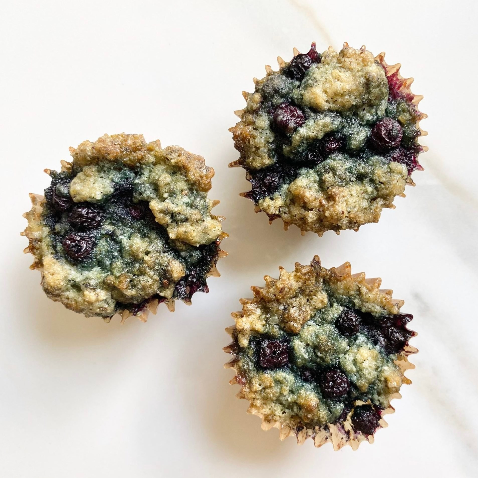 healthy blueberry mini muffins