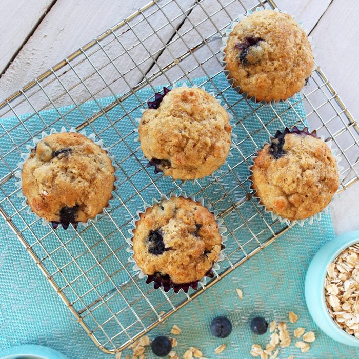 oatmeal muffins with blueberries