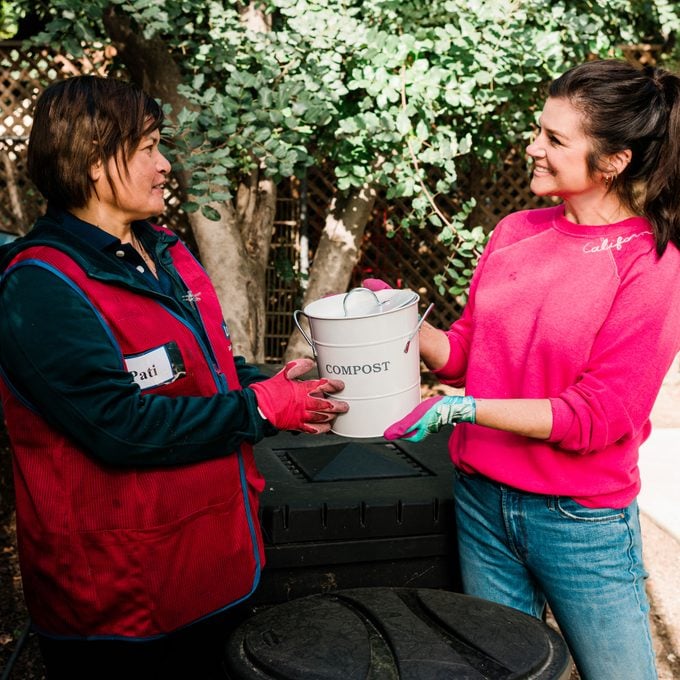 Tiffani Thiessen Gardening