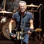Bruce Springsteen’s Tour Pause: Doctors Comment on the Severity of a Peptic Ulcer Diagnosis