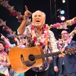 5 Merkel Cell Skin Cancer Symptoms Jimmy Buffett May Have Experienced, Say Experts